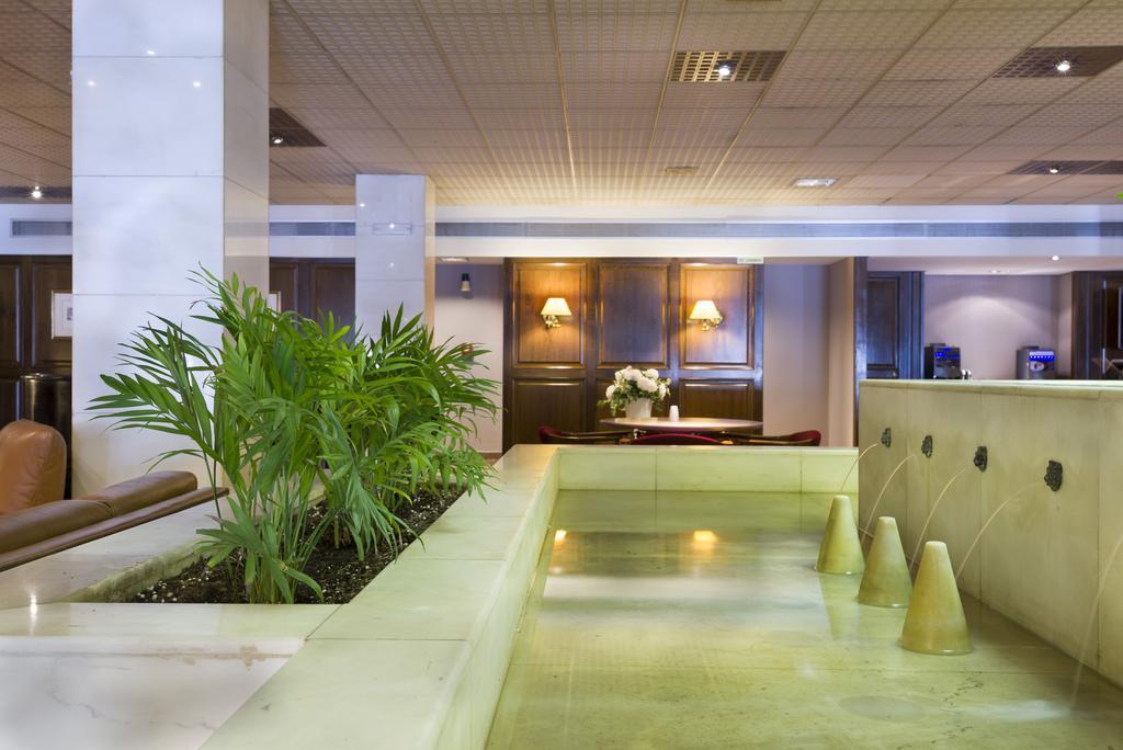 Hotel Goya Zaragoza Buitenkant foto