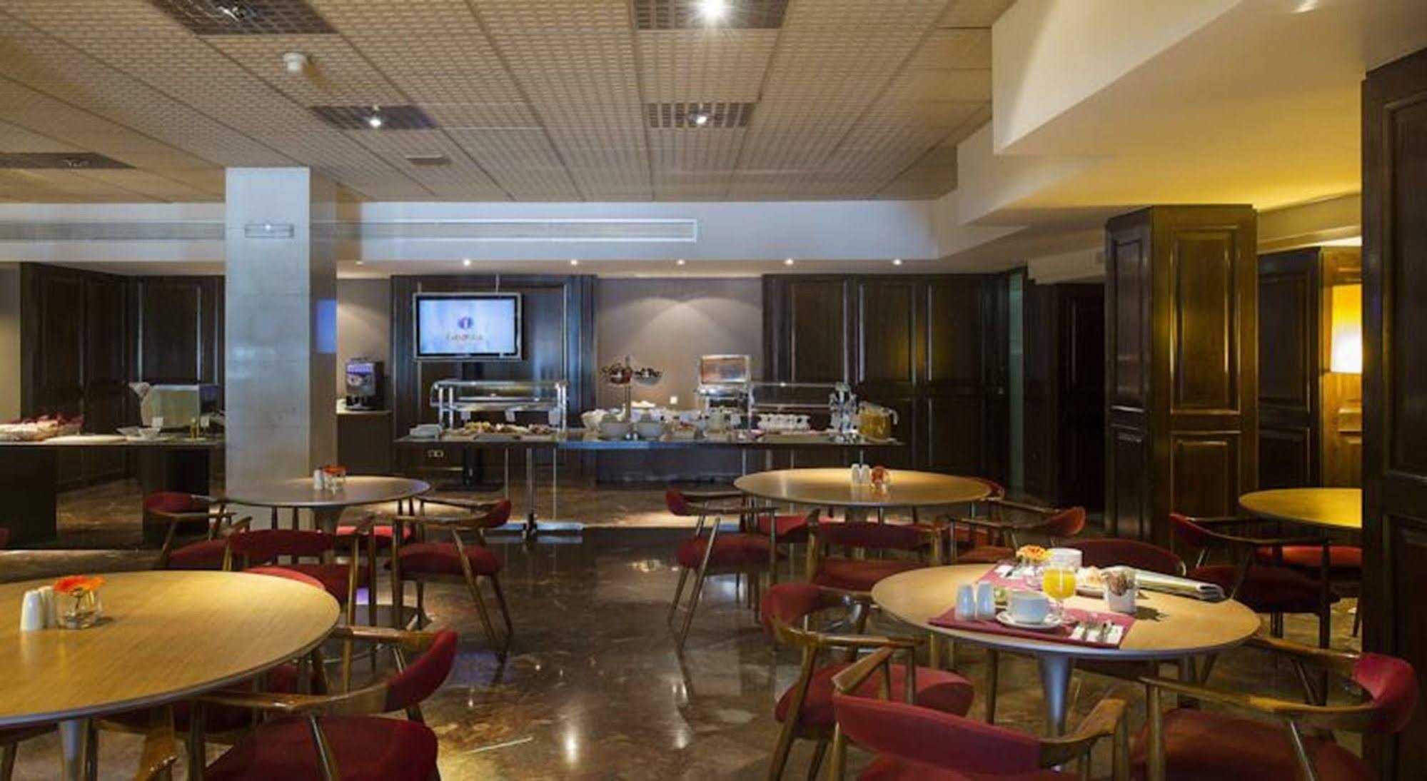 Hotel Goya Zaragoza Restaurant foto
